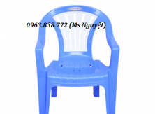 Ghế nhựa nhiều màu chuyên dùng cho các quán ăn, quán nước