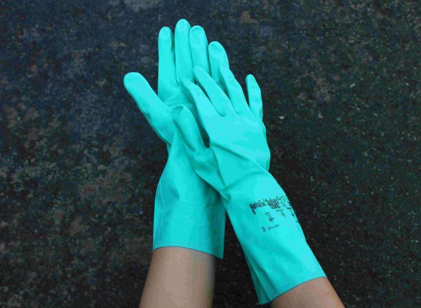 Găng tay cao su chống hóa chất Ansell 37-176 chuyên chống dầu nhớt, chống hoá chất thoáng khí, công nghiệp